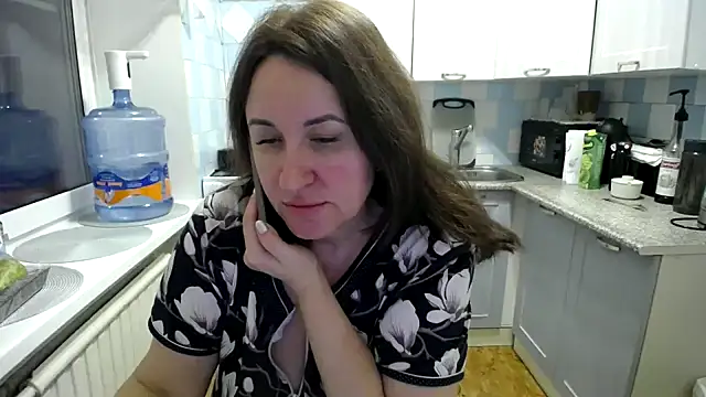 DonnaMagdalena online show from December 25, 2024, 6:20 am