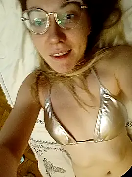  Sweet Love  online show from January 4, 2025, 11:27 pm