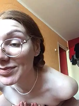  Sweet Love  online show from February 7, 2025, 11:45 am