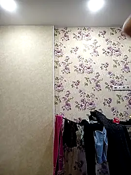  Sweet Love  online show from October 22, 2025, 1:55 pm