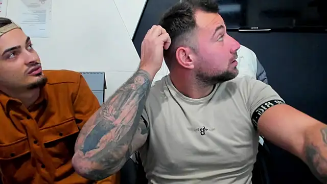 DuncanStone online show from December 16, 2025, 9:47 am