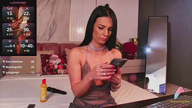 EllaViceX online show from December 31, 2024, 8:15 am