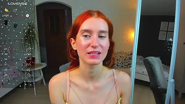 Sally Biscuit online show from October 27, 2025, 12:42 pm