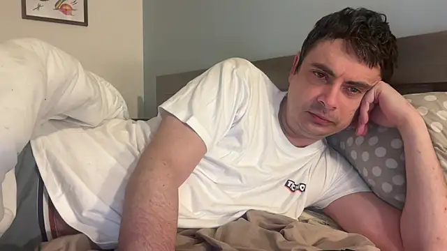 freddy0222222 online show from March 10, 2026, 12:04 am