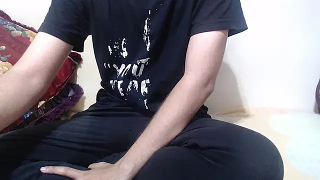 Snapshot of Alexdelarge323 chatting on July 16, 2026, 2:45 pm Alexdelarge323 online show from July 16, 2026, 2:45 pm