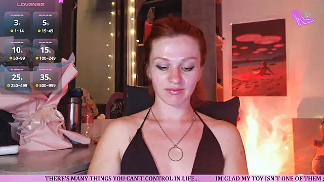 Snapshot of Cassie_Wild chatting on April 22, 2026, 1:01 pm Cassie Wild online show from April 22, 2026, 1:01 pm
