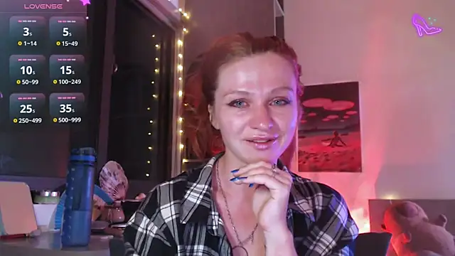 Snapshot of Cassie_Wild chatting on April 27, 2026, 2:59 pm Cassie Wild online show from April 27, 2026, 2:59 pm