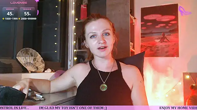 Snapshot of Cassie_Wild chatting on May 7, 2026, 1:05 pm Cassie Wild online show from May 7, 2026, 1:05 pm
