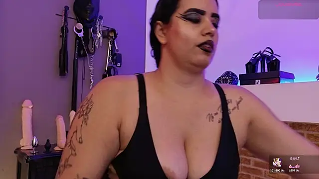 MariaGaitan online show from February 4, 2026, 7:09 pm