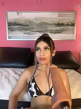 Snapshot of Tiffanysurez_ chatting on March 5, 2025, 4:13 pm Tiffanysurez online show from March 5, 2025, 4:13 pm