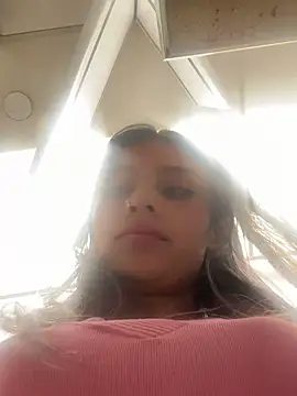 Snapshot of Tiffanysurez_ chatting on October 21, 2025, 7:14 pm Tiffanysurez online show from October 21, 2025, 7:14 pm