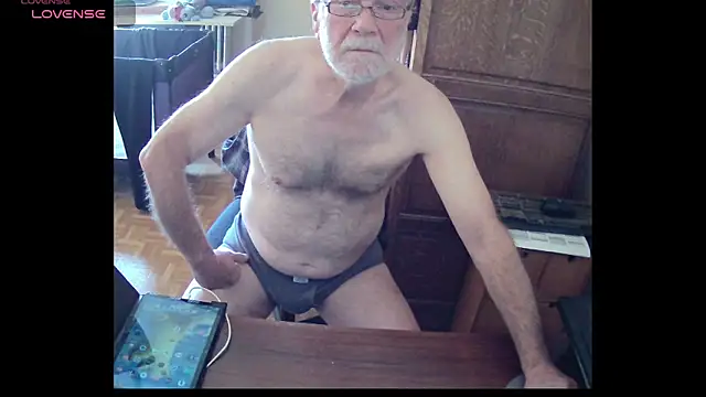 terrybare online show from March 15, 2026, 10:43 am