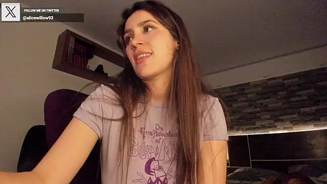 alicewilloww online show from February 21, 2025, 5:35 am