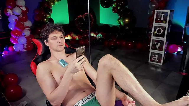 dirty-boss online show from March 7, 2026, 8:39 pm