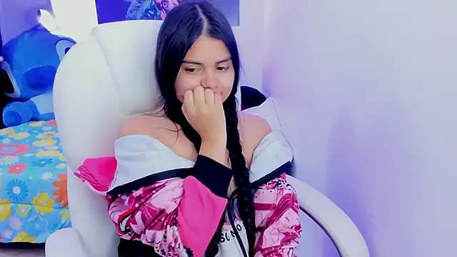 esmeralda112 online show from February 22, 2025, 3:56 am