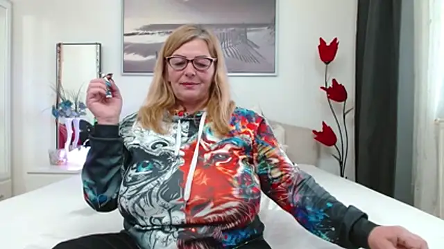 YulliaMilf online show from February 27, 2026, 10:15 am