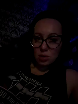 AnnaAnn online show from September 24, 2025, 3:32 am