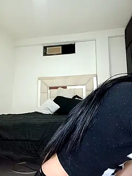 Snapshot of yesik_beltran chatting on December 31, 2024, 9:53 am yesik beltran online show from December 31, 2024, 9:53 am