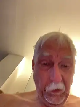 Steffibi1954 online show from January 17, 2026, 7:24 am