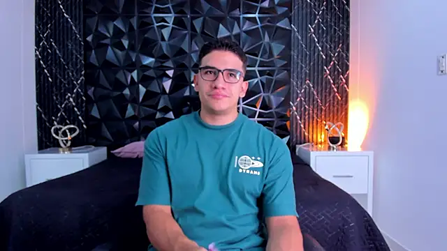 JeffDaltton online show from October 20, 2025, 7:58 pm