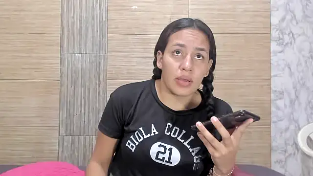 Snapshot of GIRLORI22 chatting on September 27, 2025, 7:52 pm GIRLORI22 online show from September 27, 2025, 7:52 pm