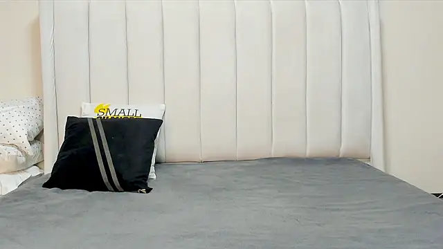 Snapshot of _heavenlysent chatting on March 2, 2026, 1:41 am heavenlysent online show from March 2, 2026, 1:41 am