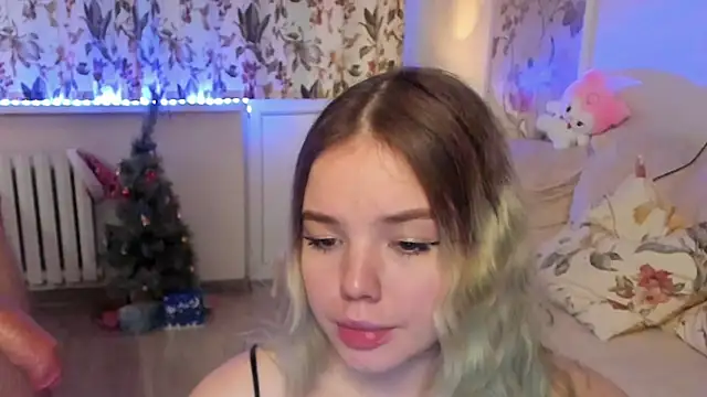 OceanSkyBaby online show from January 19, 2025, 2:57 am