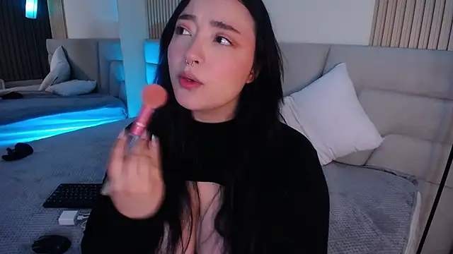 Miss Loise online show from December 5, 2025, 3:15 am