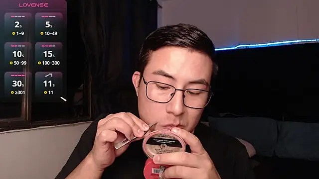 andrewmhilton  online show from February 9, 2026, 6:06 am