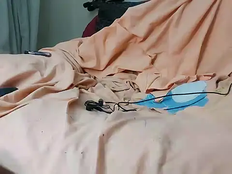 maxxx20202020 online show from February 1, 2025, 9:51 pm