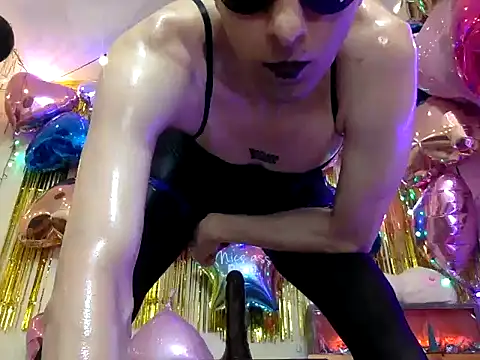 HandsomeAlfie online show from March 16, 2026, 5:44 am