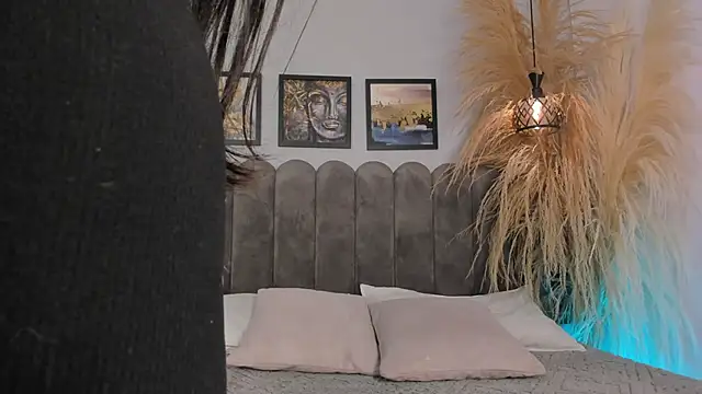 Snapshot of cute__cherry_ chatting on June 6, 2026, 7:29 pm cute cherry online show from June 6, 2026, 7:29 pm