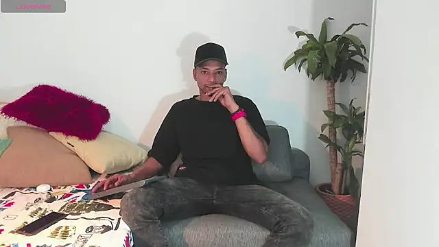 Snapshot of _Bbc_master_ chatting on March 6, 2025, 1:48 am  Bbc master  online show from March 6, 2025, 1:48 am