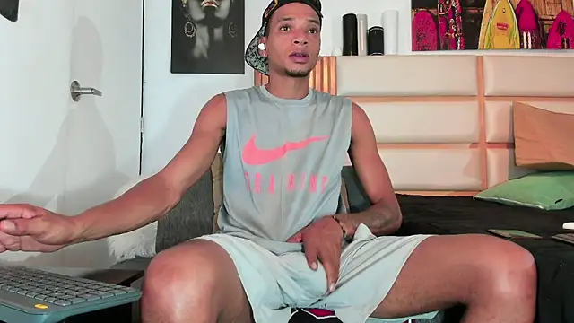 Snapshot of _Bbc_master_ chatting on September 20, 2025, 11:06 pm  Bbc master  online show from September 20, 2025, 11:06 pm