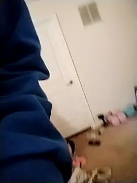 LiverandBrat77 online show from February 10, 2026, 4:55 pm