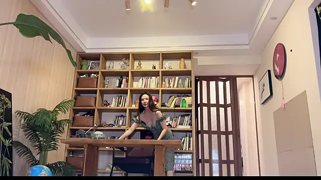 grandeeney online show from January 24, 2025, 3:24 pm