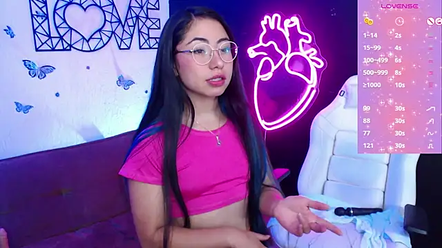 Snapshot of demyanderson_ chatting on February 20, 2025, 2:18 am demyanderson online show from February 20, 2025, 2:18 am