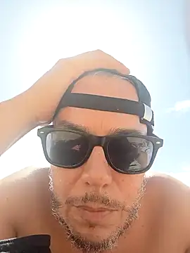 pigboybi online show from September 20, 2025, 1:01 pm