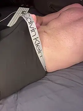 Gayginger86 online show from October 5, 2025, 11:30 am