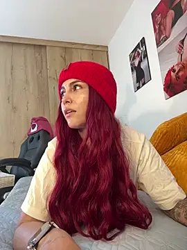 zafiro mo0n online show from January 11, 2025, 2:52 am