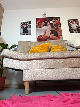 zafiro mo0n online show from February 9, 2025, 12:17 am