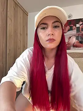 zafiro mo0n online show from March 2, 2025, 3:16 pm