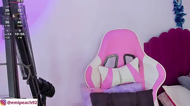 samanthaabloom online show from March 4, 2026, 3:23 am