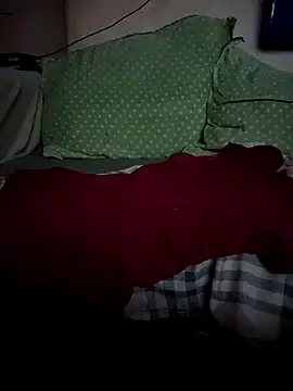 jak8806216 online show from February 3, 2025, 8:46 am