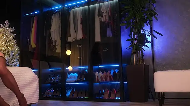 Rikka Moore online show from December 20, 2025, 10:44 am