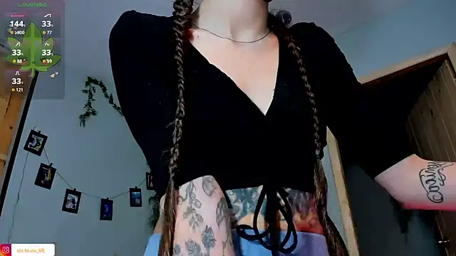 VickyJackson  online show from January 6, 2026, 7:17 pm