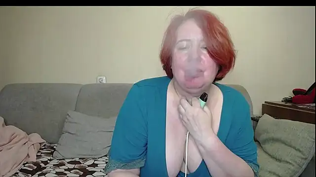 NikolRedMilf online show from September 11, 2025, 9:37 pm