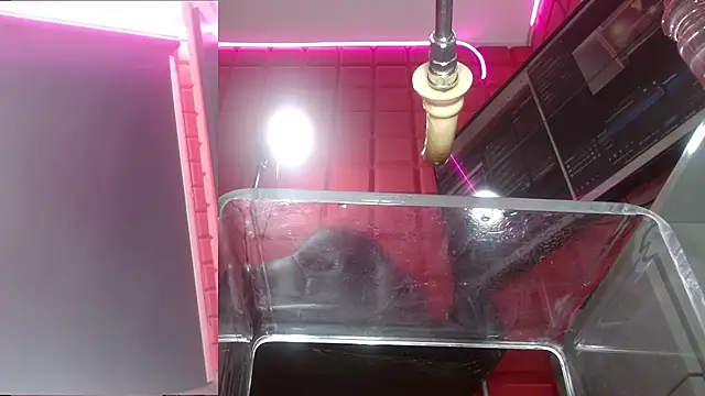 sammyEvans   online show from April 10, 2026, 10:25 pm