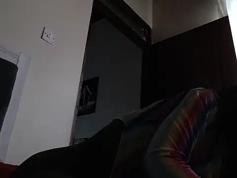 santa queenn online show from November 26, 2025, 1:56 pm