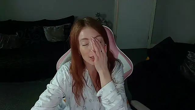 Red firesquirt online show from March 26, 2026, 5:29 pm